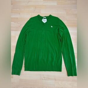 Abercrombie & Fitch V-neck knit sweater